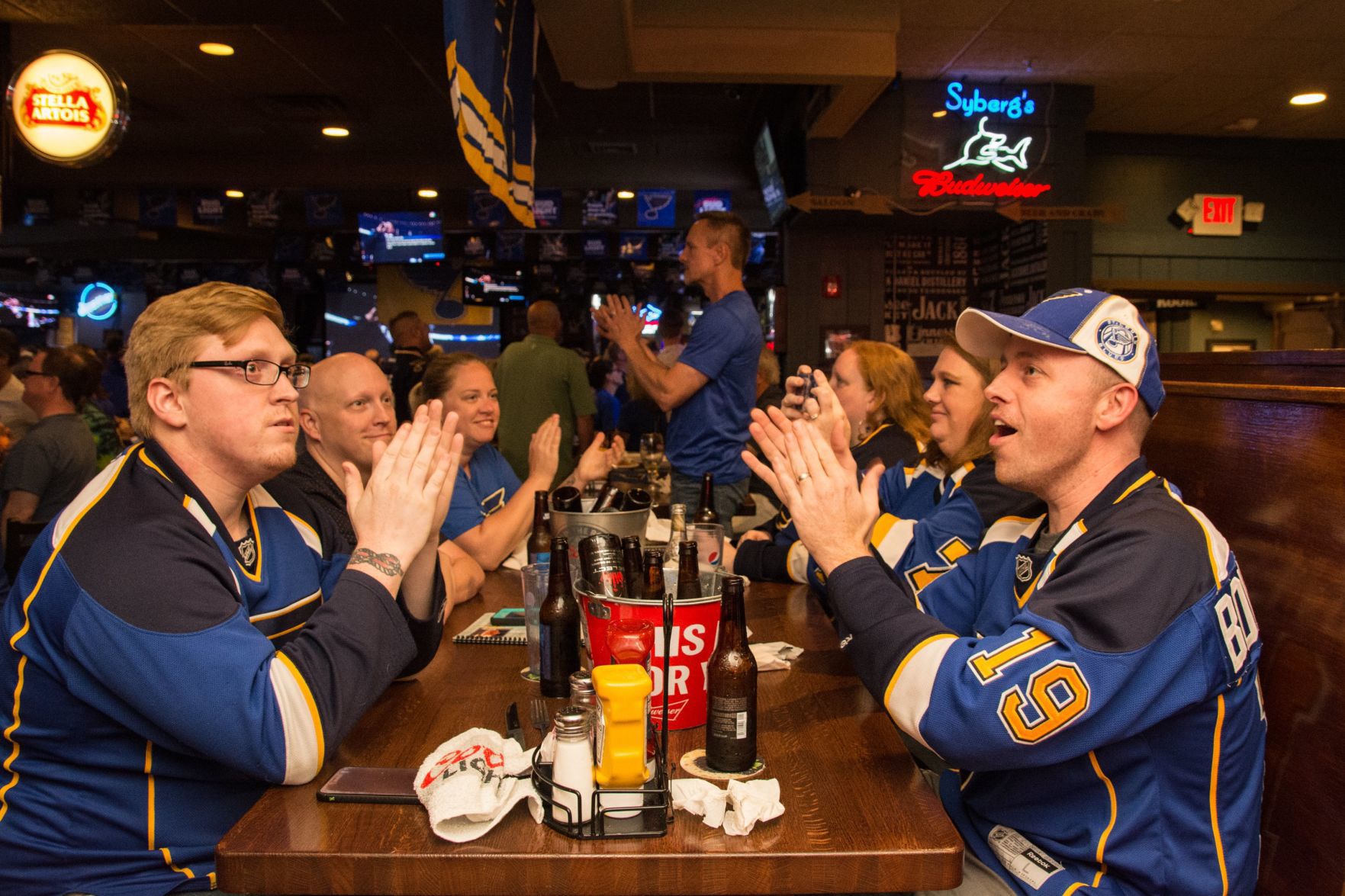 Blues Fans at Syberg's on Dorsett during Stanley Cup Final Game